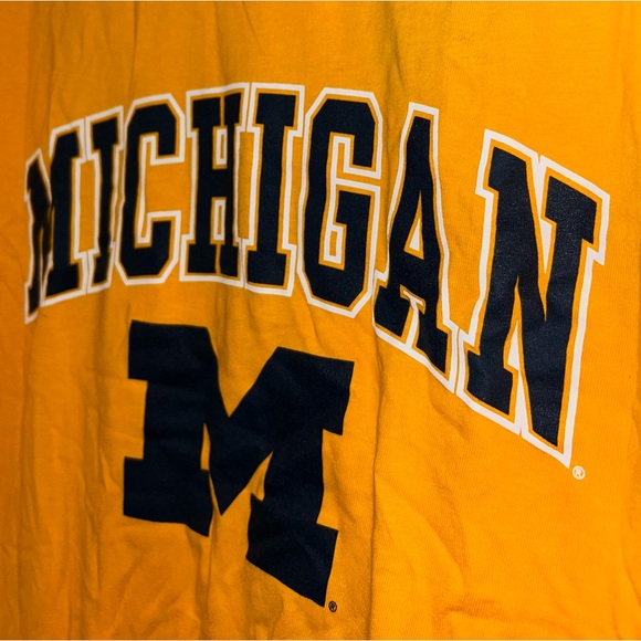 ๐๐๏ธ University of Michigan Wolverines Marquee Maize Shirt ๐๏ธ๐ - Picture 9 of 12